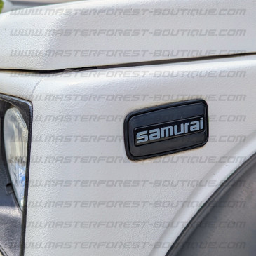 Logo "Samurai" parafango anteriore sinistro