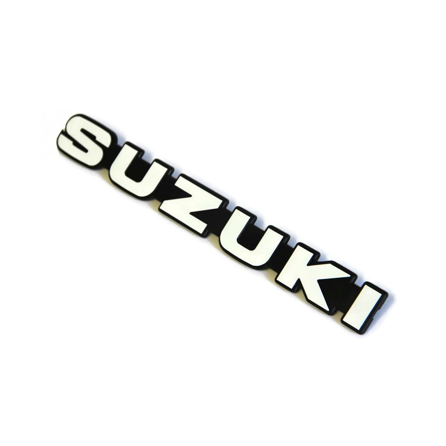 Logo Suzuki Calandre plastique Suzuki Santana Samurai 413