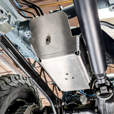 Protetor do canister MF Suzuki Jimny 2018-